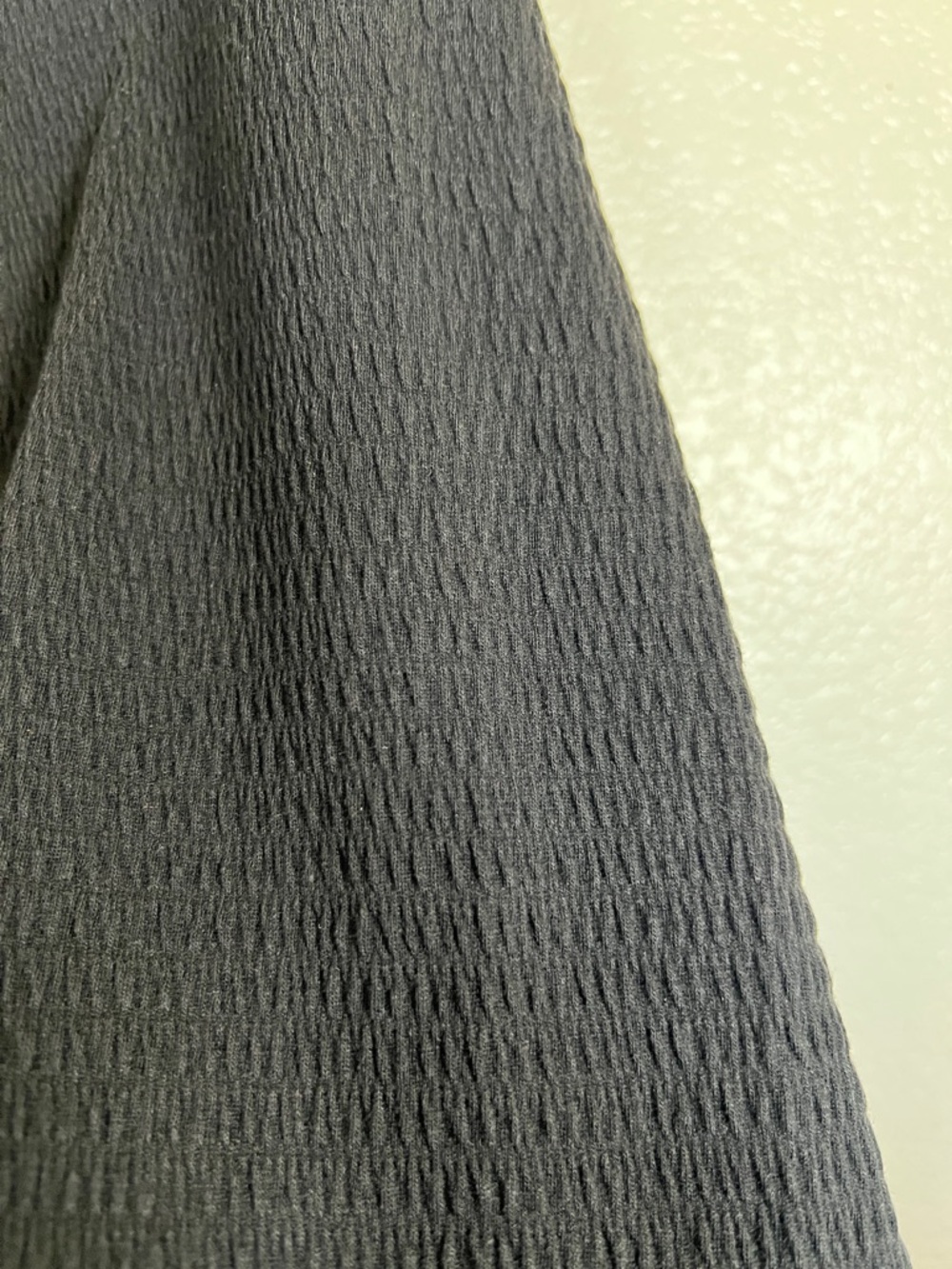 HEIMISH USA Black Textured Square-Neck Tank Top, NWOT - Picture 4 of 5